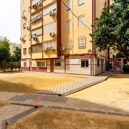 Whitey House In Triana *