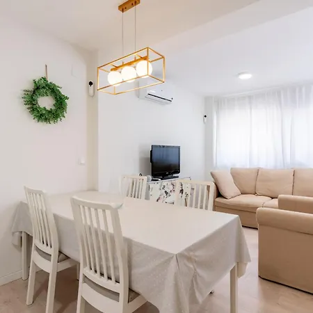 Whitey House In Triana *